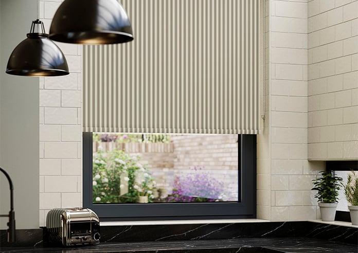 The British Stripe Co. Mary, Highlands No.1 - Roller Blind - Image 5